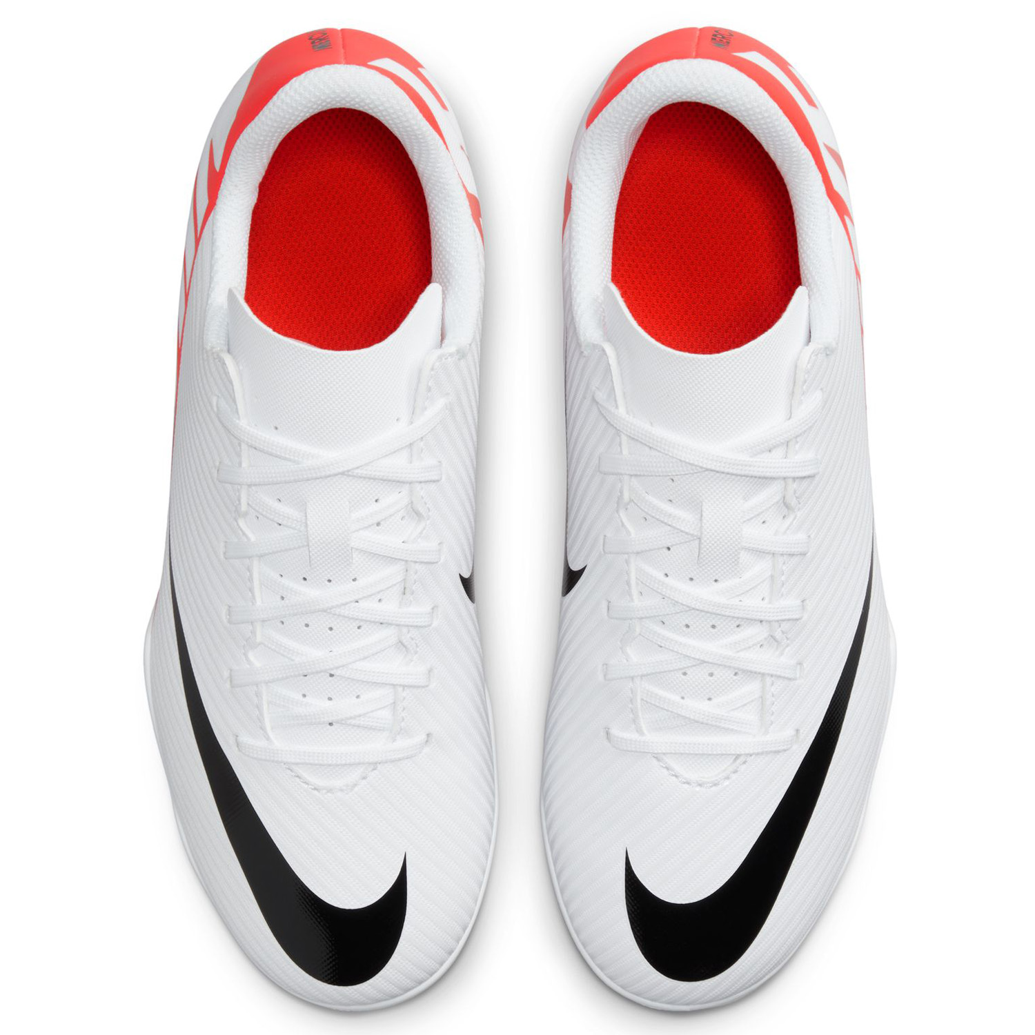 top-quality soccer Nike Your Favorite Team Player Version Kit 2024/25