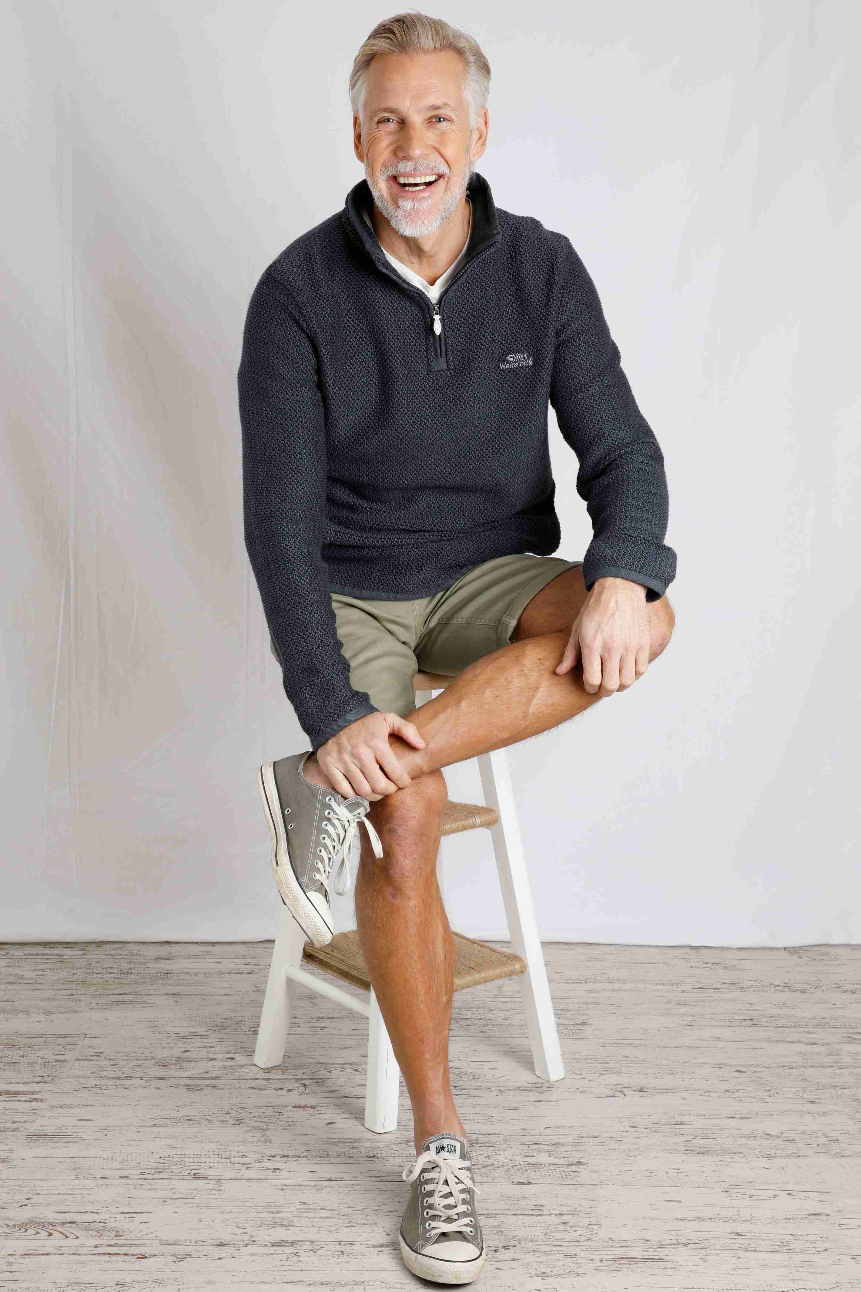 Stern 1/4 Zip Macaroni Sweatshirt Navy