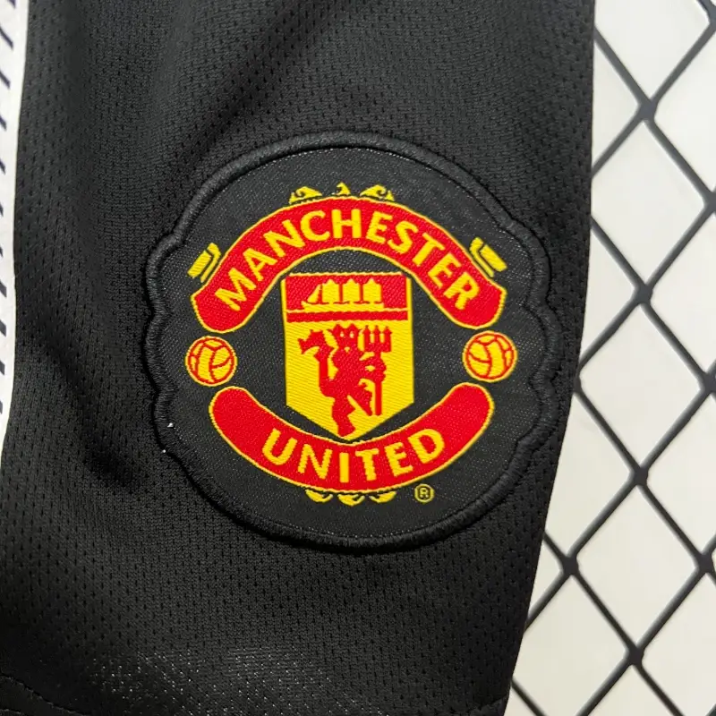 2010-2011 Kids Manchester United Jersey retro kit