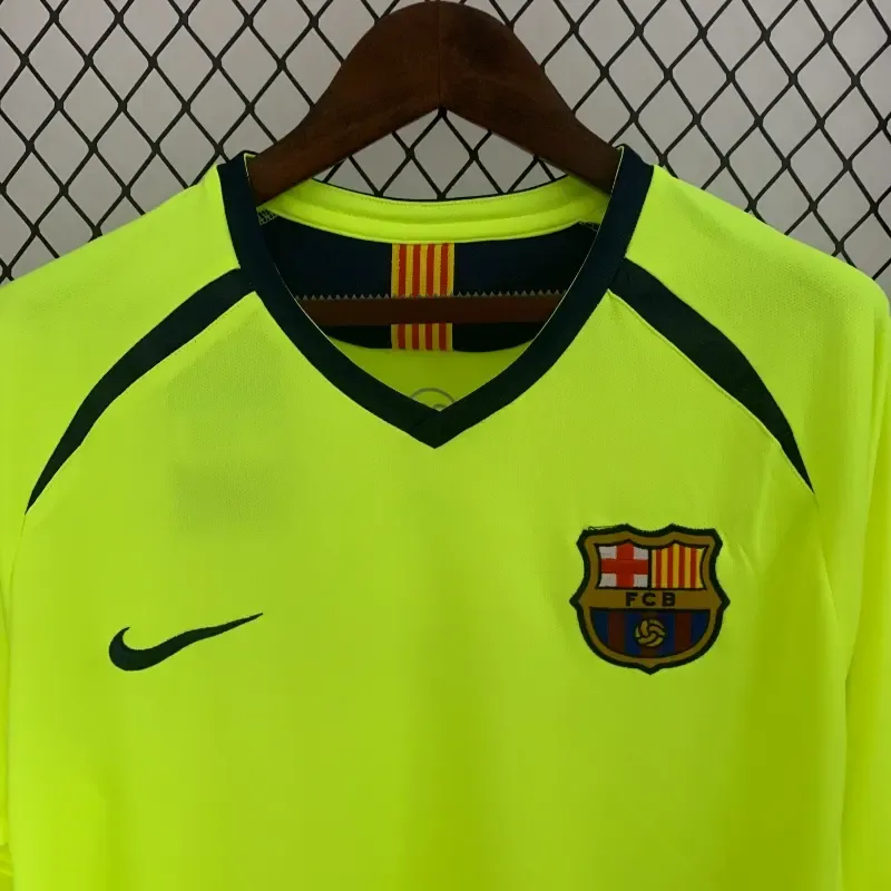Cheap 2005-2006 Barcelona Long Sleeve Jersey retro kit
