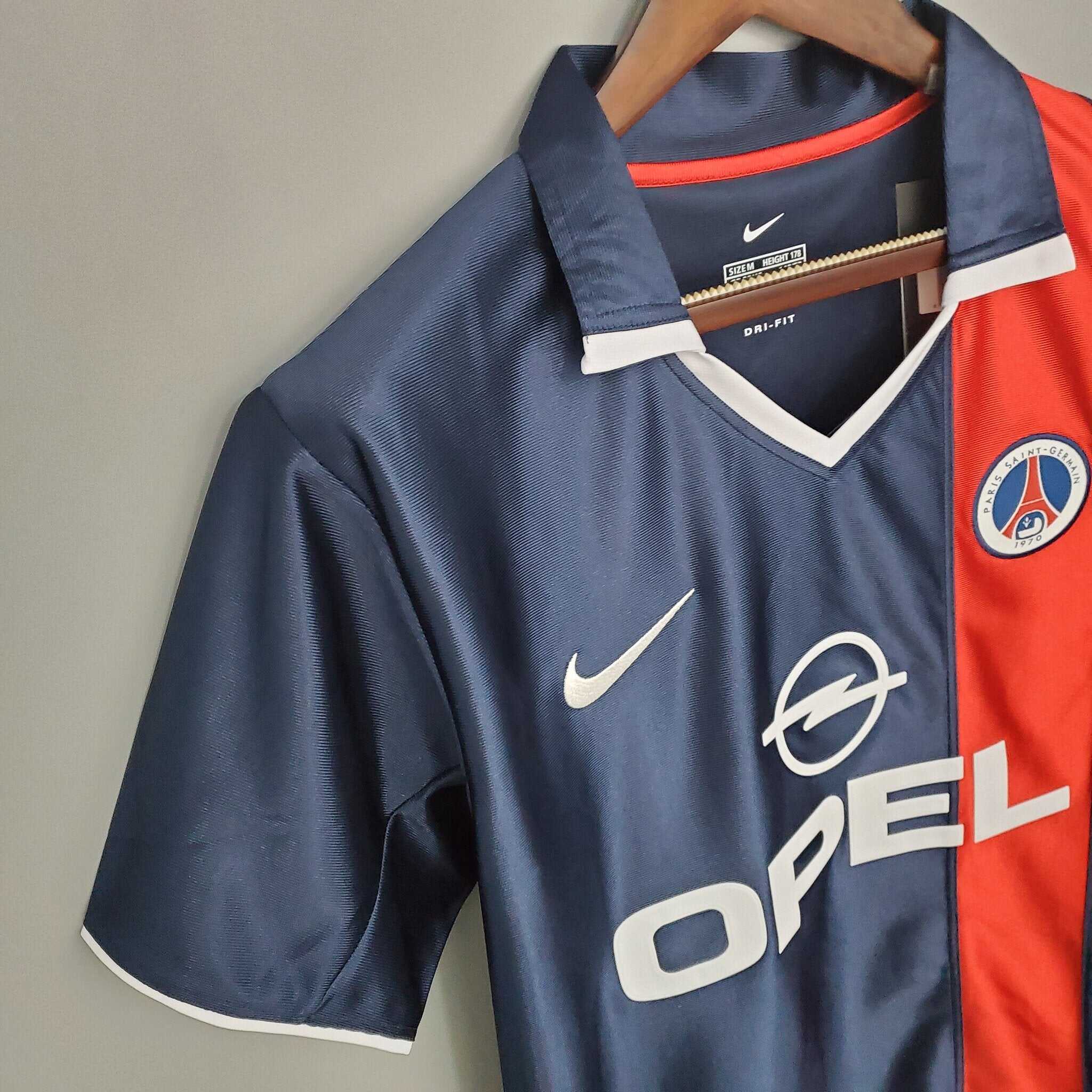 Cheap 2001-2002 Paris Saint Germain kit