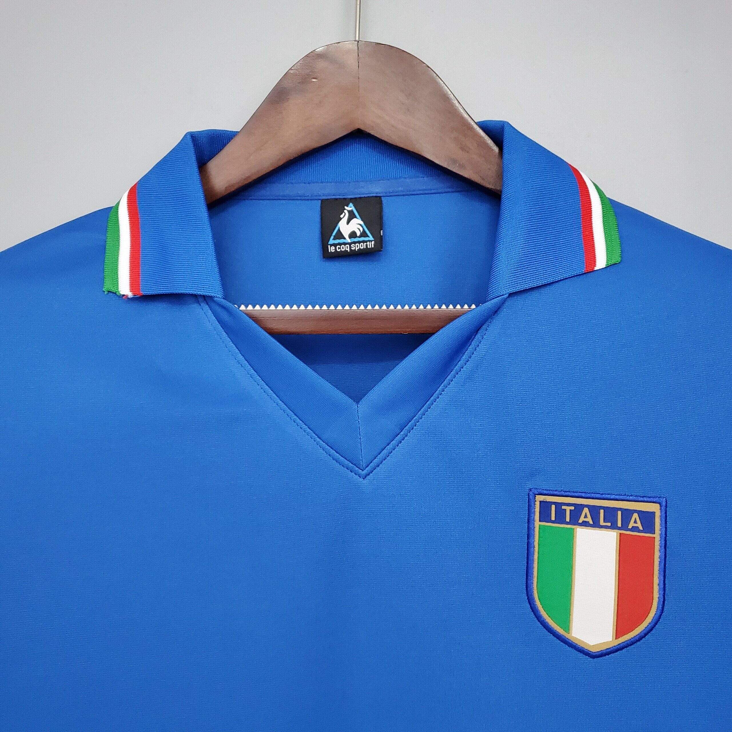 Cheap 1982 Italy Home kit