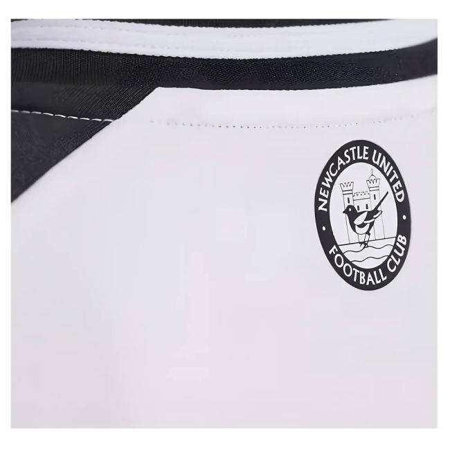 Newcastle 2024-20 Home Shirt Barnes #11 L M S Kids