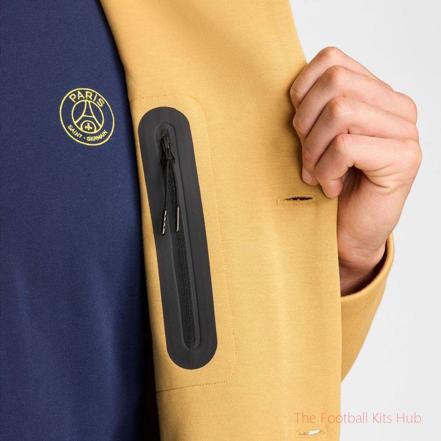 Paris Saint Germain Jacket Tech Fleece Reimagined Sport Essential GX - Wheat Gold