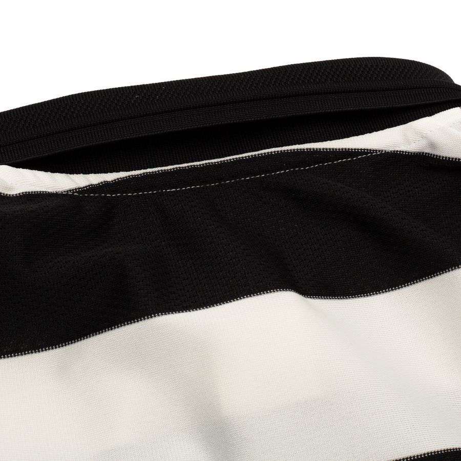 Juventus X Sgura Fourth Shirt 2025/26 Women