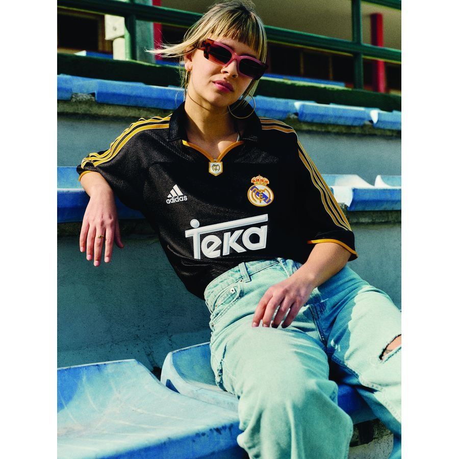 Real Madrid Away Shirt 1999/00 Limited Edition Adidas National Team Wear