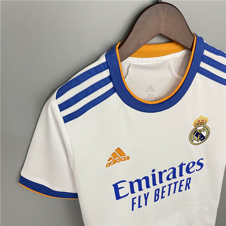 Comfort Fit KidsYouth Real Madrid 21-22 Home White Soccer Football