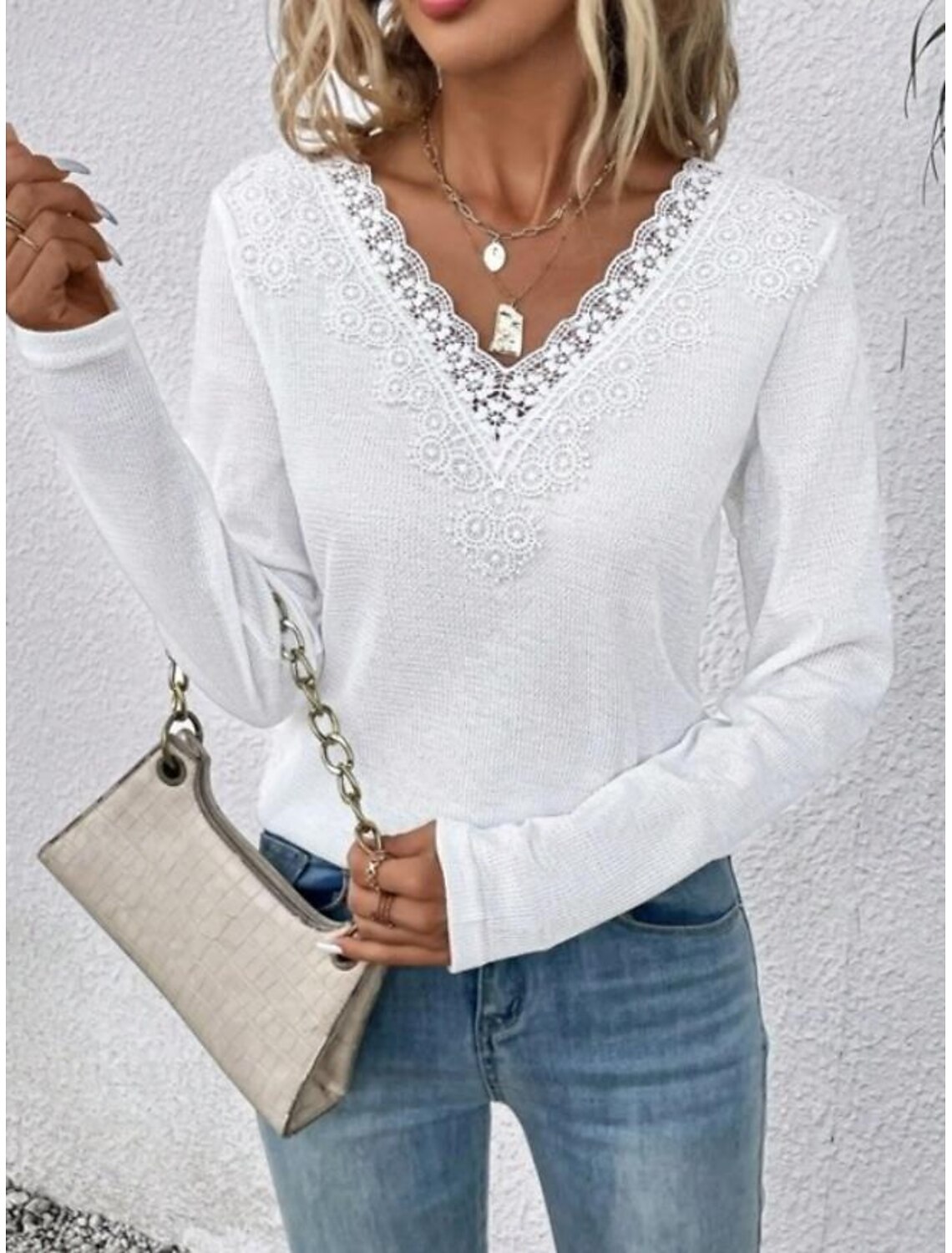 Women's Elegant Lace Tops Eyelet Blouse Casual Lace Long Sleeve Regular Tops V Neck Daily Romantic Petite Tops Summer Holiday Wear Spring Fall Semi Formal Blouses