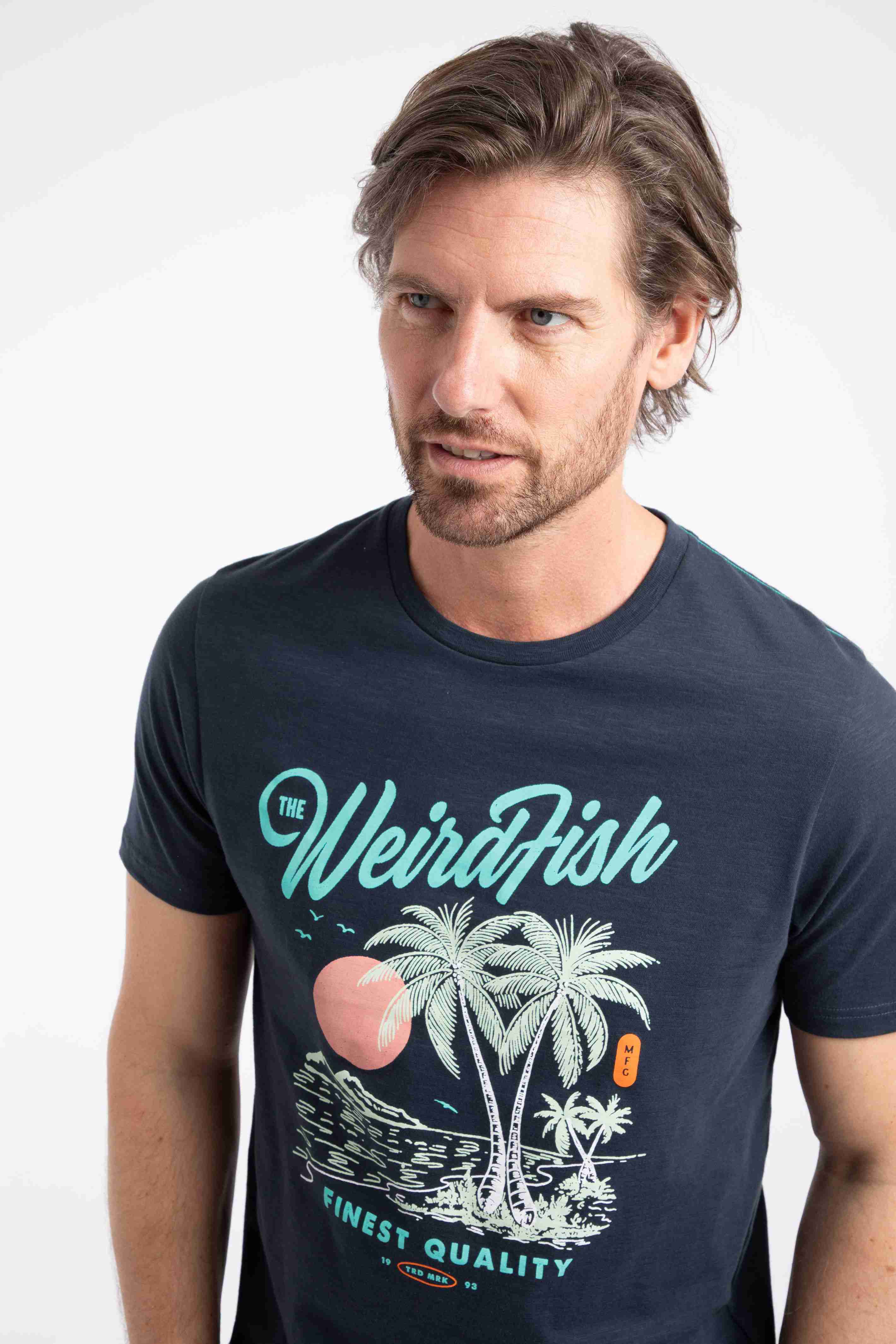 Palm Island Front Print Graphic T-Shirt Navy