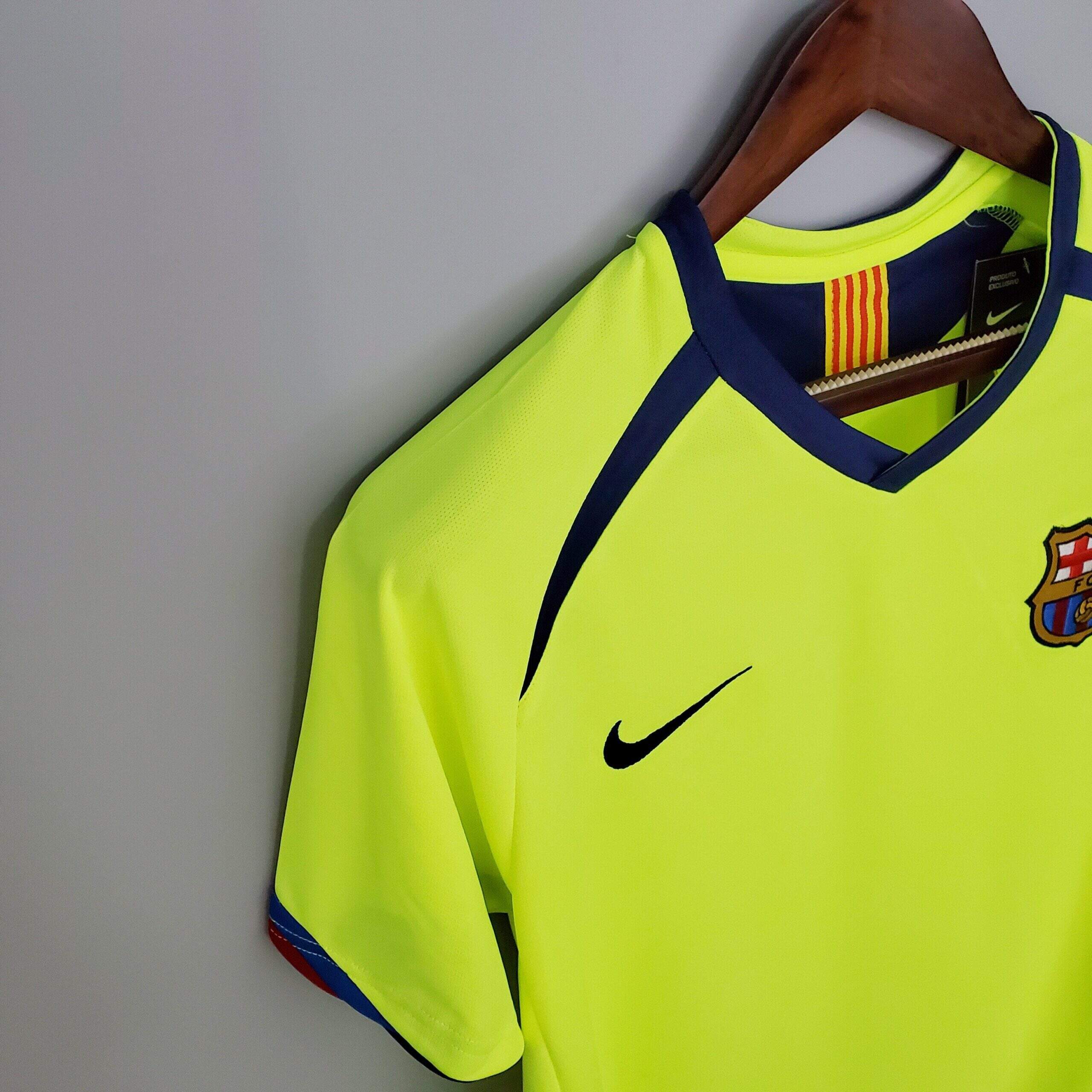 Cheap 2005/06 Barcelona away kit