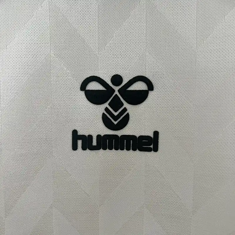 1986-1987 Real Madrid Jersey retro kit