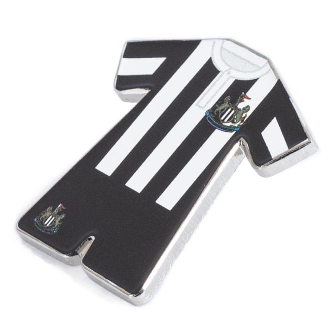 Newcastle United FC 96 Retro Home Kit Badge (Limited Edition)