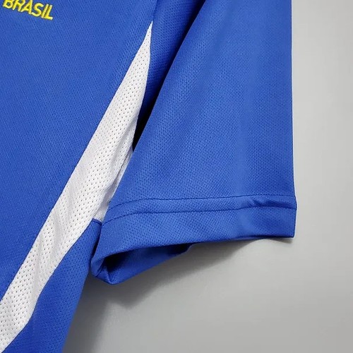 Top Grade 2002 Brazil Jersey Retro World Cup With Vintage Design -