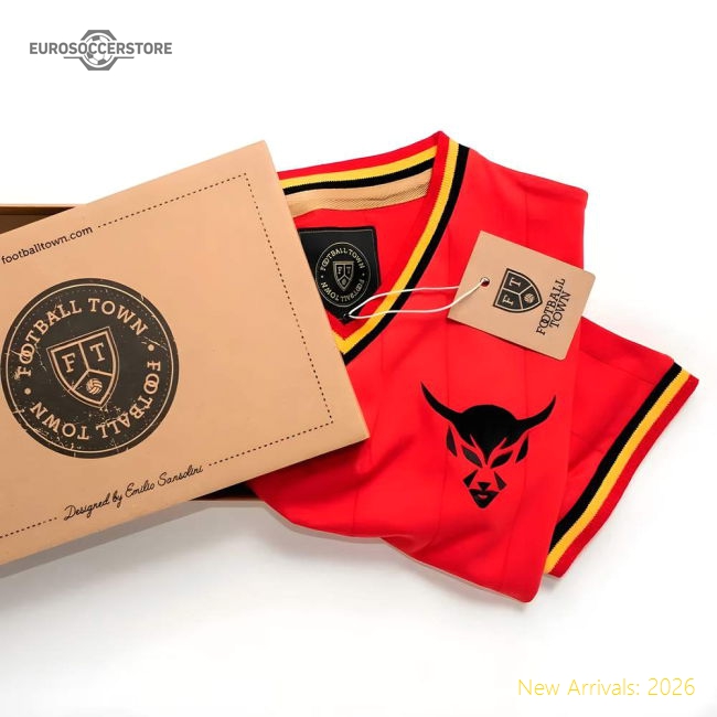 Match-Ready Team Replica Jersey Perfect For Match Days