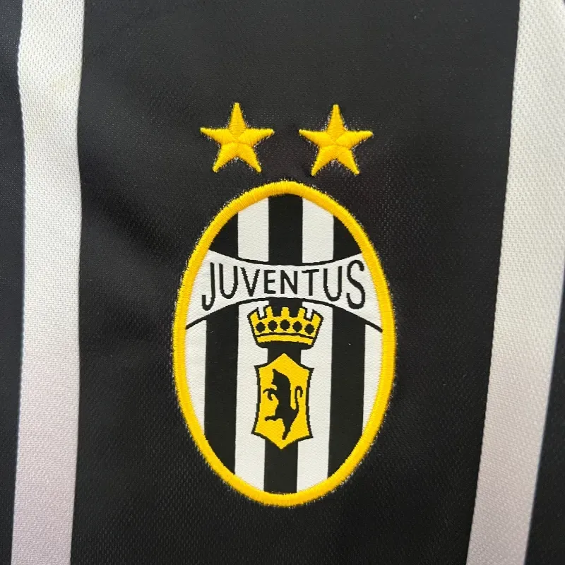 Cheap 2000-2001 Juventus Black Soccer retro kit