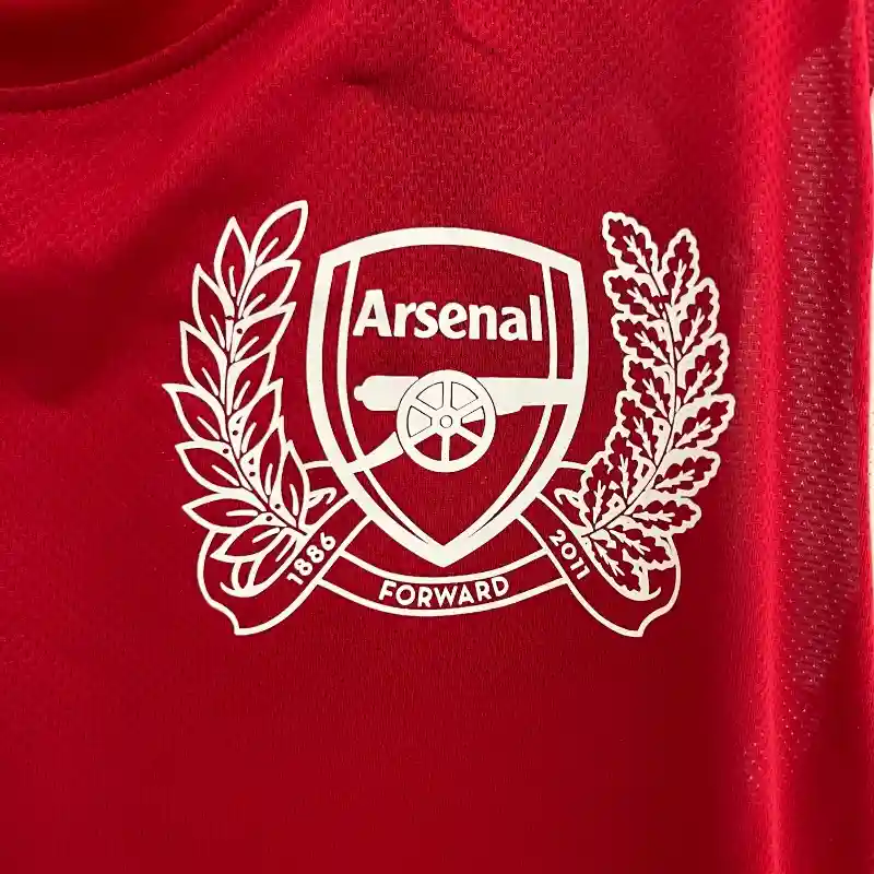 2011-2012 Arsenal 125th Anniversary Jersey retro kit