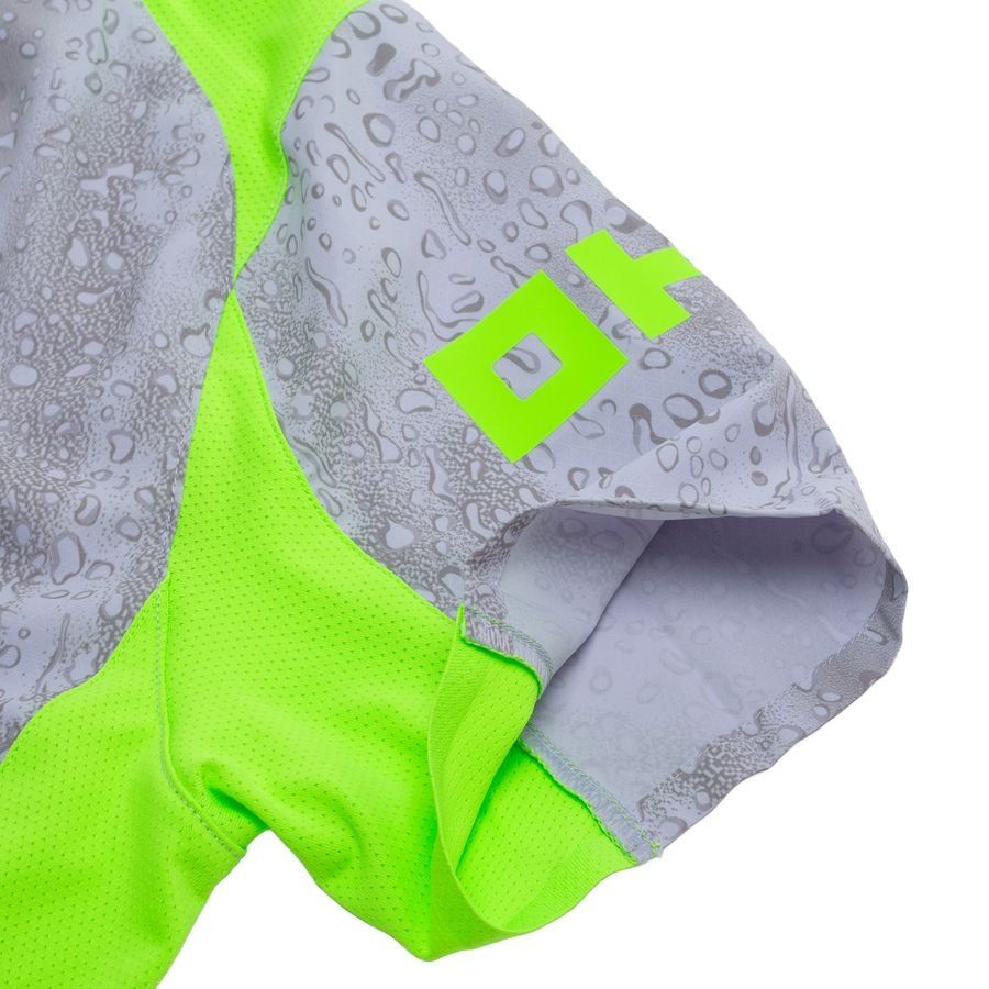 Manchester City 3rd Shirt 2025/26 In Multiple Adult Sizes