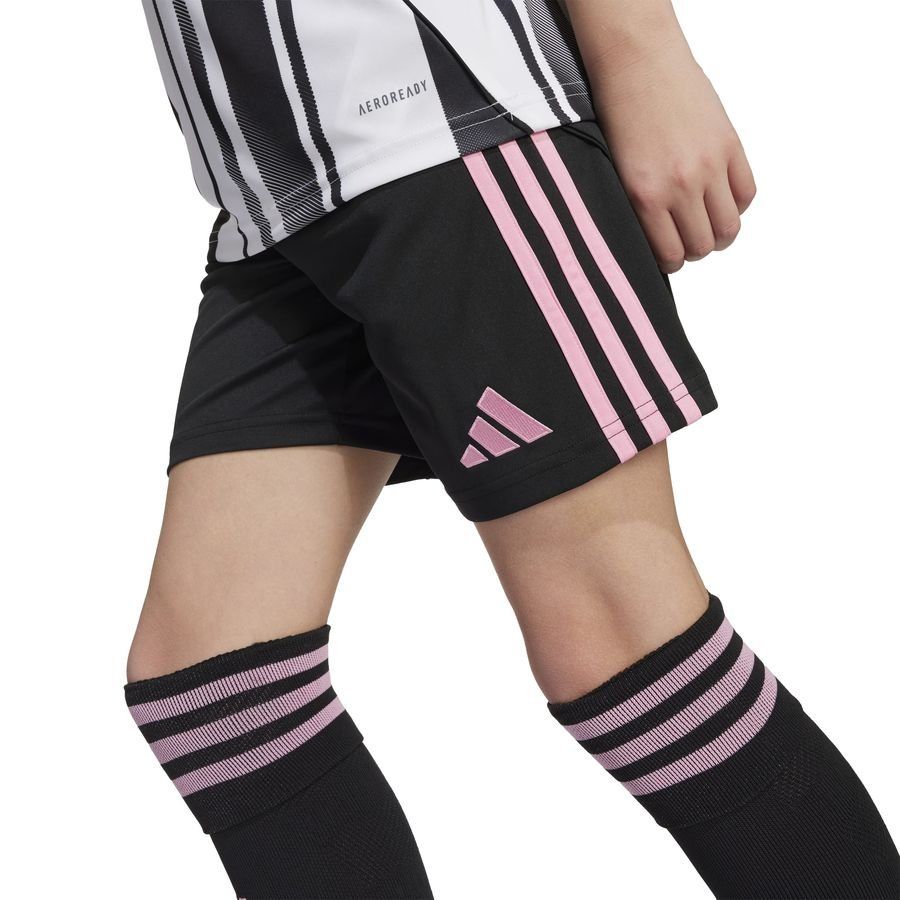 Juventus Home Shorts 2025/26 Kids In Multiple Adult Sizes