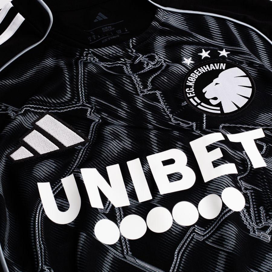 Fc Copenhagen Away Shirt 2025/26 For Algeria Football Fans