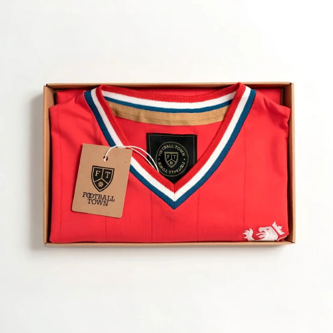Vintage Russia Lev Soccer Jersey