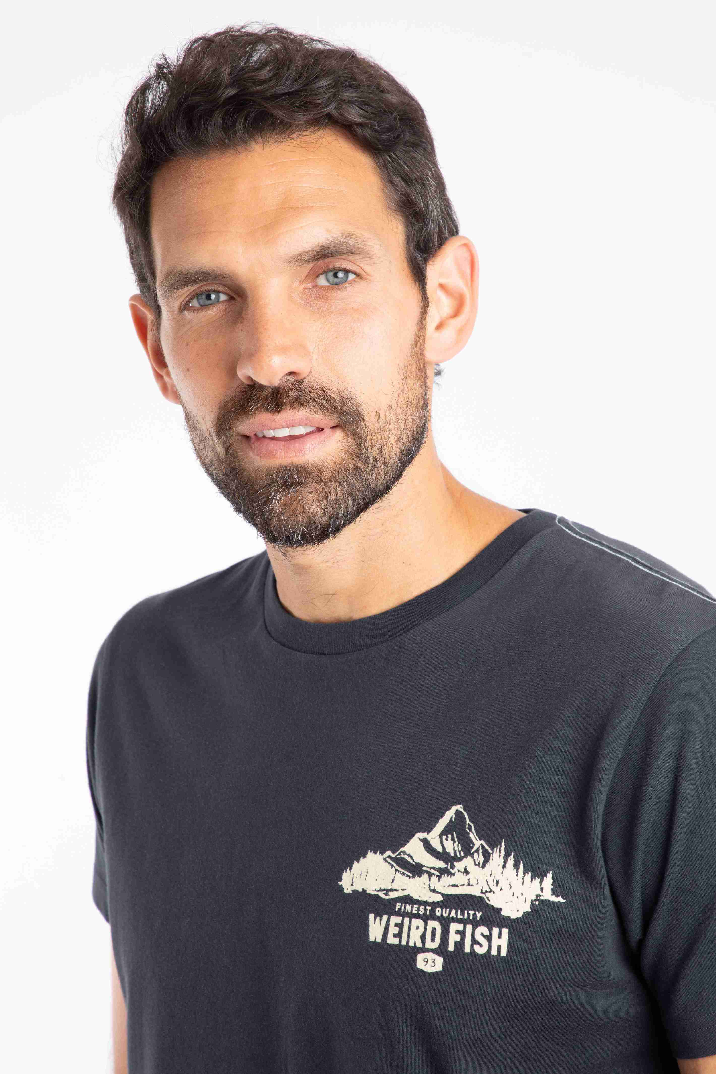 Mountain Valley Back Print Graphic T-Shirt Navy