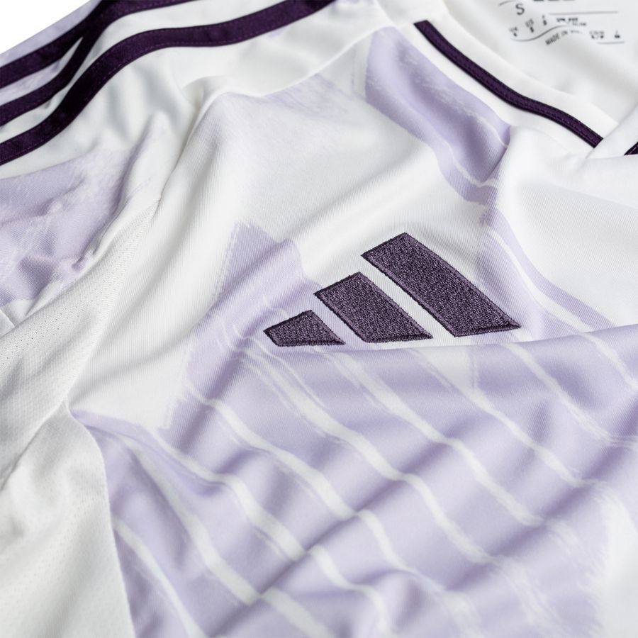 Manchester United Away Shirt 2025/26