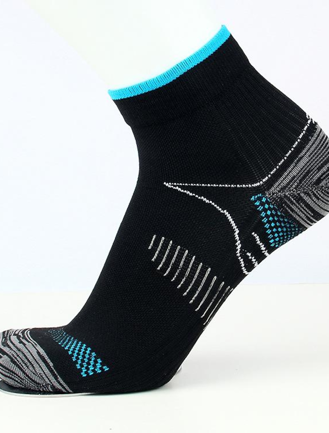 Compression Socks Plantar Fasciitis for Men Women, Circulation 10-15 mmHg Best Support for Athletic Running Nurses Hiking