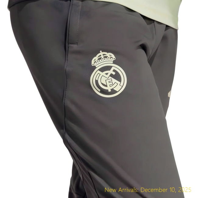 Real Madrid Official Kids - Match Day Essential - Spanish League