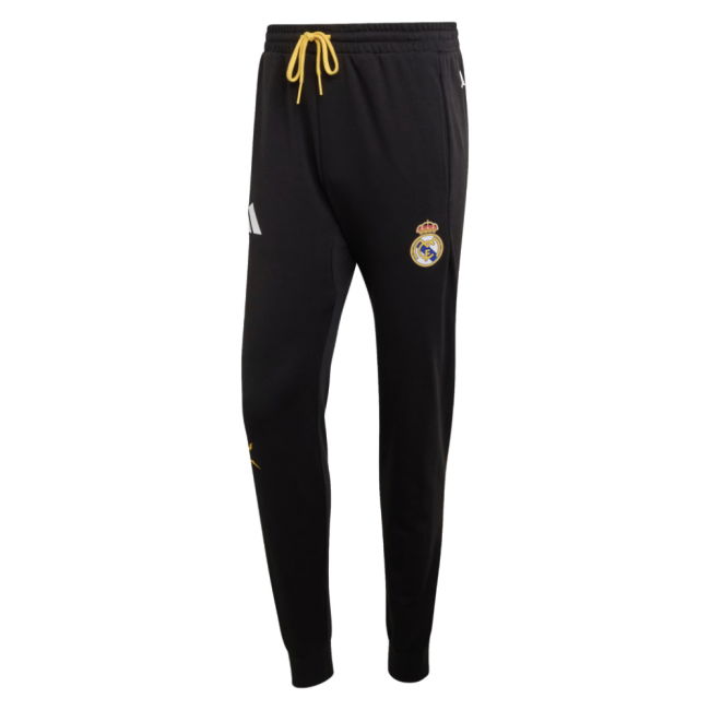 Durable 2025-2026 Real Madrid Football Accessory Black With Modern