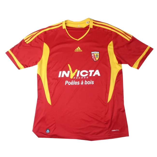 Professional 2025-2026 Football Team Home With Modern Design