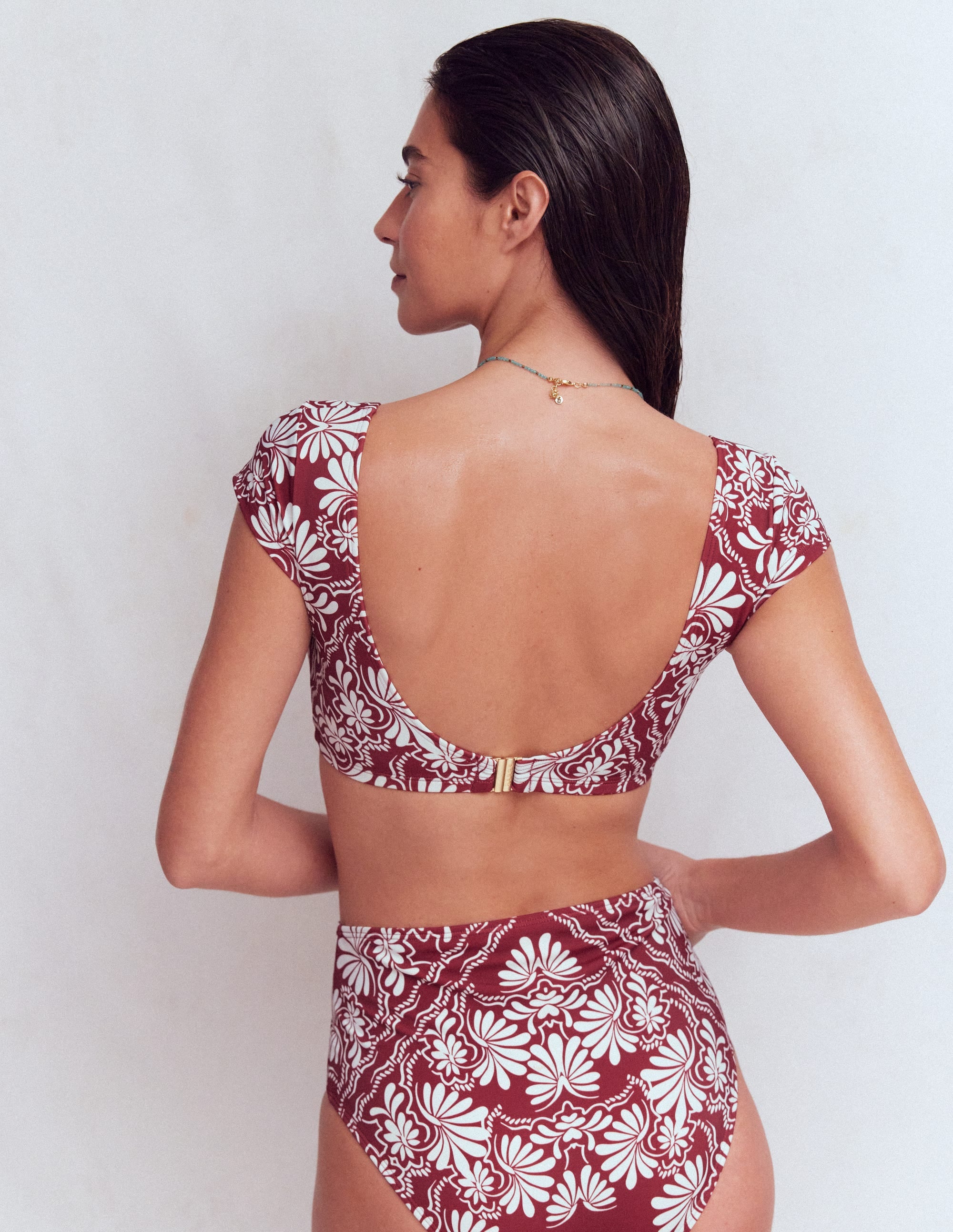 Sweetheart Sleeve Bikini Top