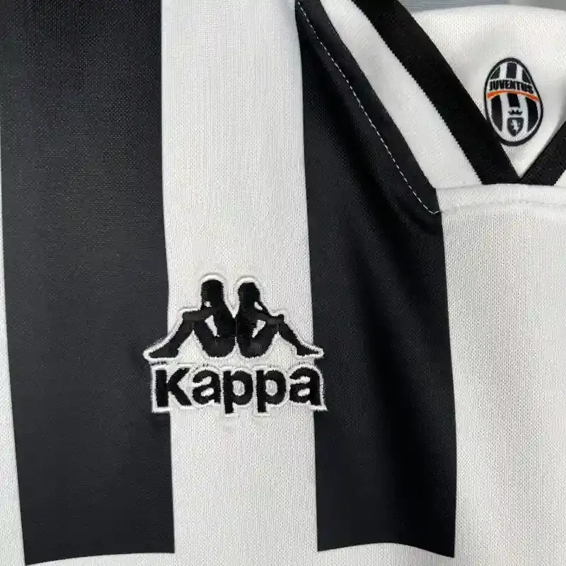 Cheap 1996-1997 Juventus Jersey retro kit