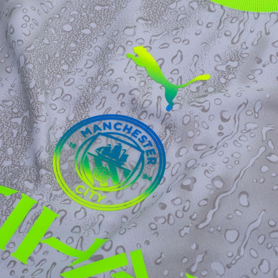 Manchester City 3rd Shirt 2025/26 In Multiple Adult Sizes