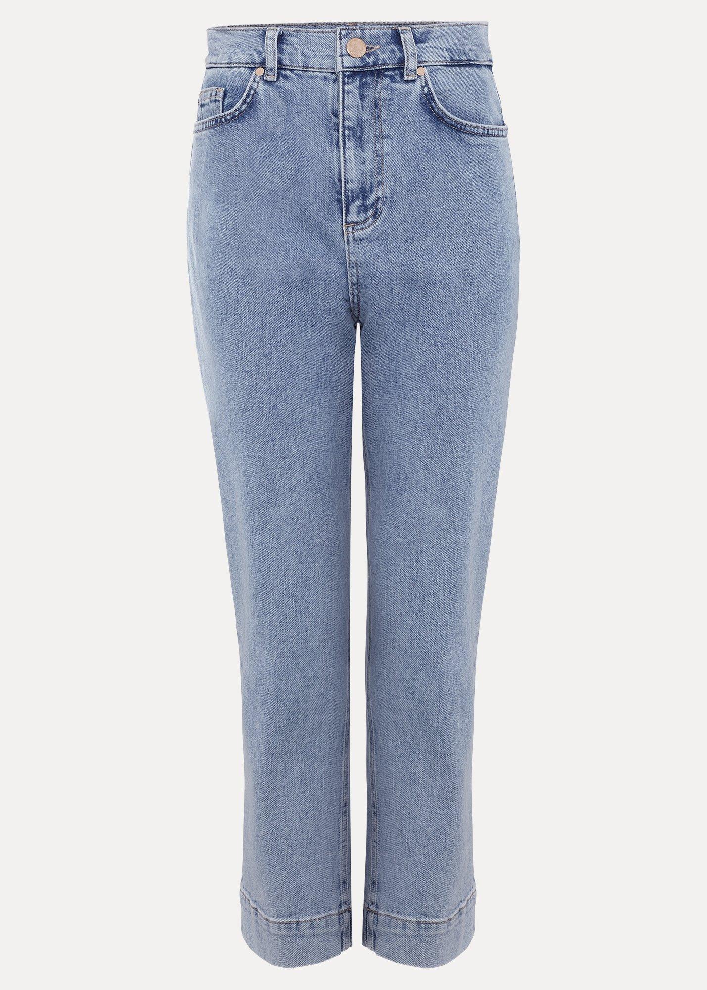 Petite Lexi Light Wash Straight Jean