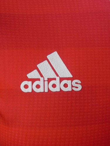 Top Grade 2022 International Camiseta Red With Vintage Design -