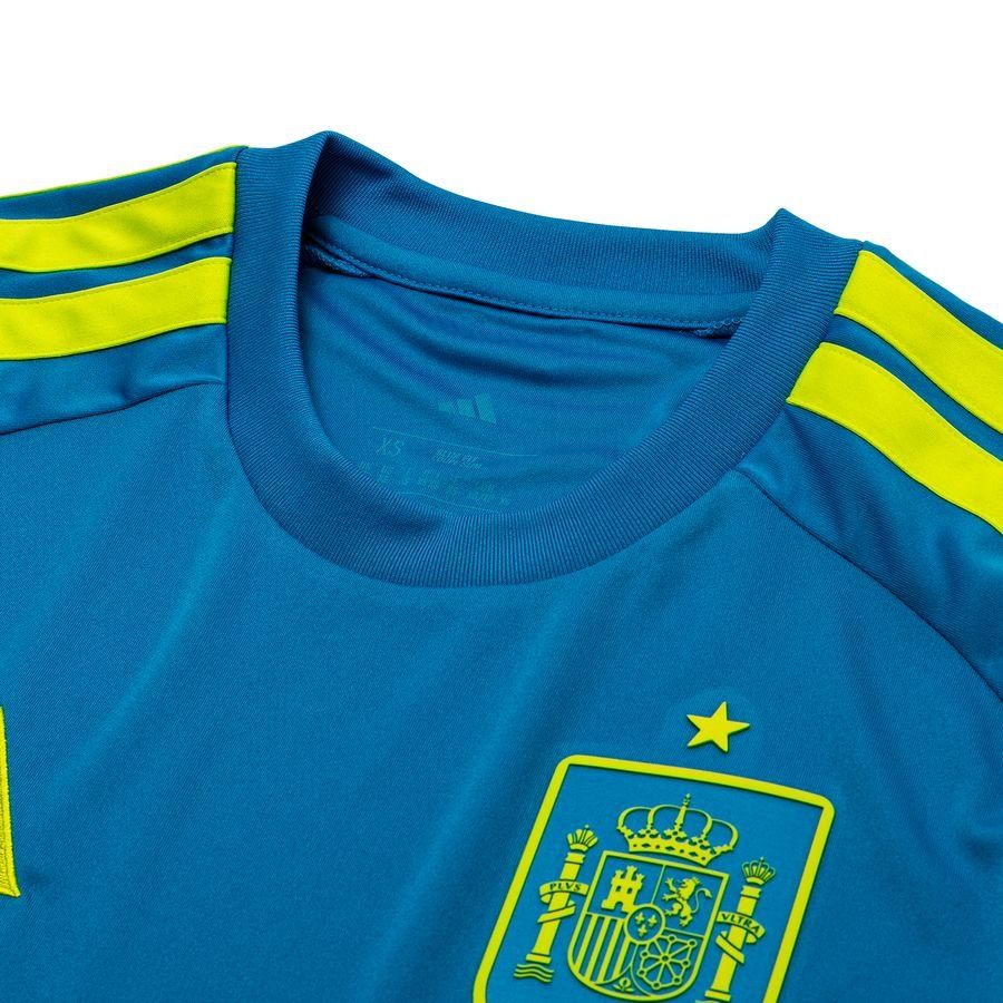 Spain Goalkeeper Shirt World Cup 2026 In Multiple Adult Sizes