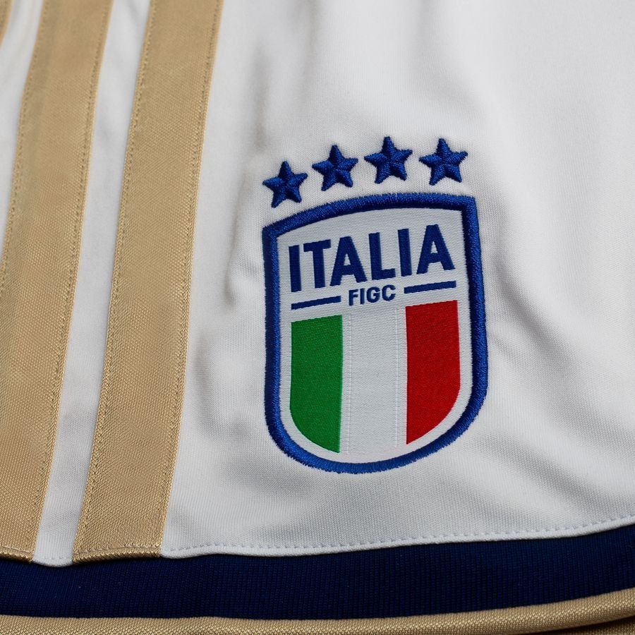 Italy Home Shorts 2025/26 In Multiple Adult Sizes