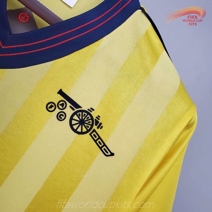Road Soccer Kit of Arsenal 84-86 season