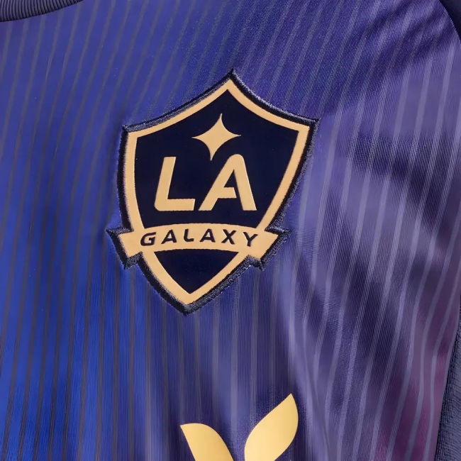 2025-2026 Football Club Premium Away Away - Limited Edition Shock