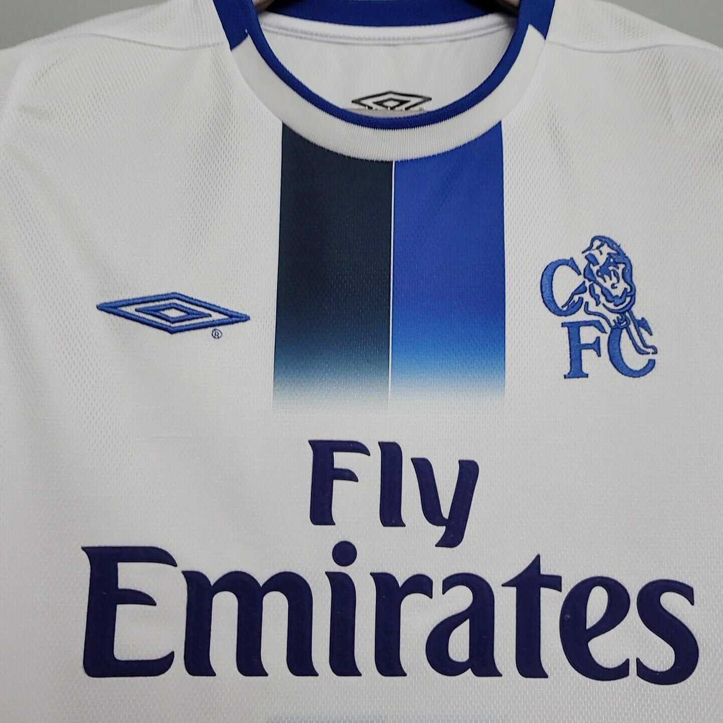 Cheap 2003-2005 Chelsea away retro kit