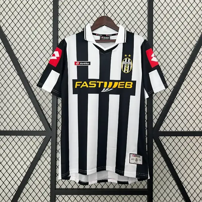 Cheap 2001-2002 Juventus Jersey retro kit