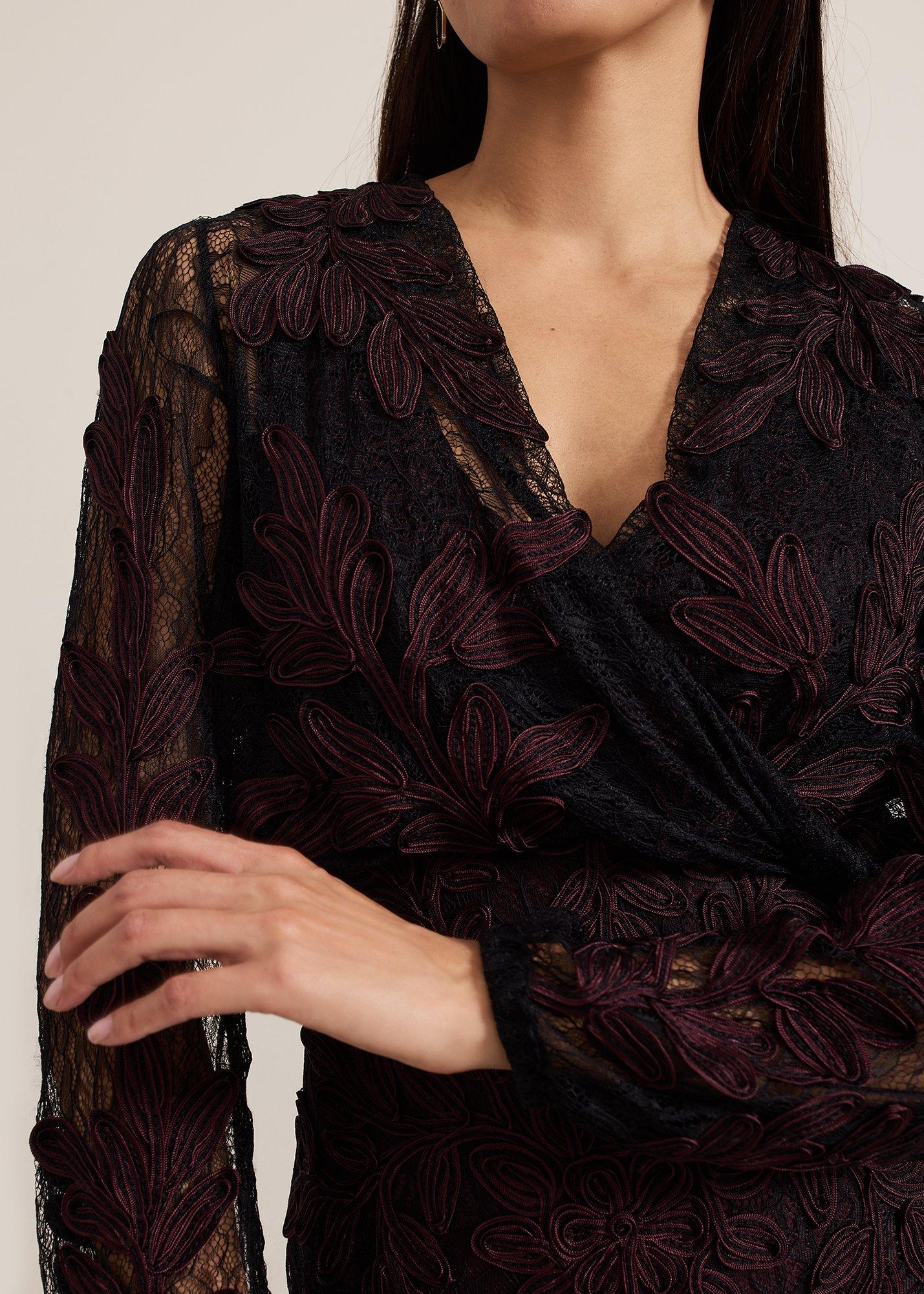 Montee Burgundy Tapework Cover Up