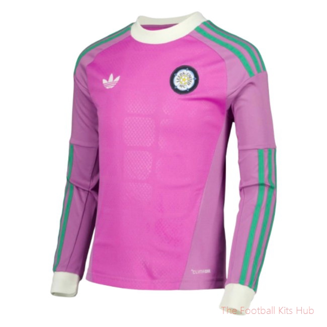 Leeds Goalkeeper Long Sleeve Shirt - 2026-2027 Kids (Kids) (Cairns 21)