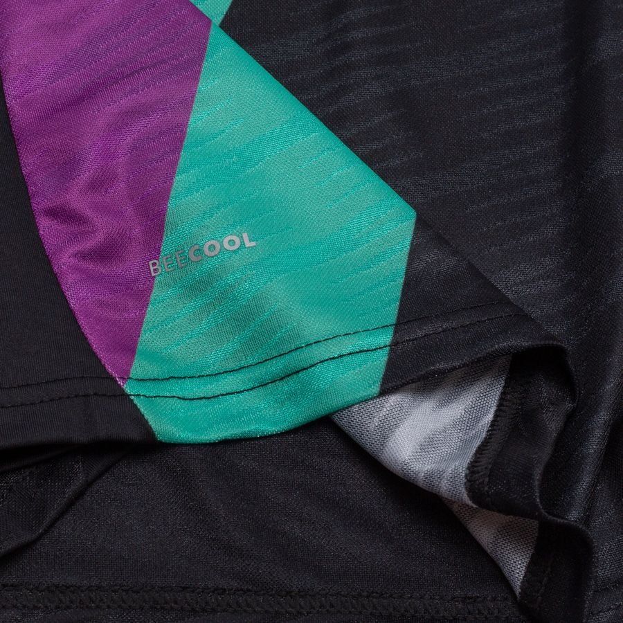 Malaga Away Shirt 2025/26 In Multiple Adult Sizes