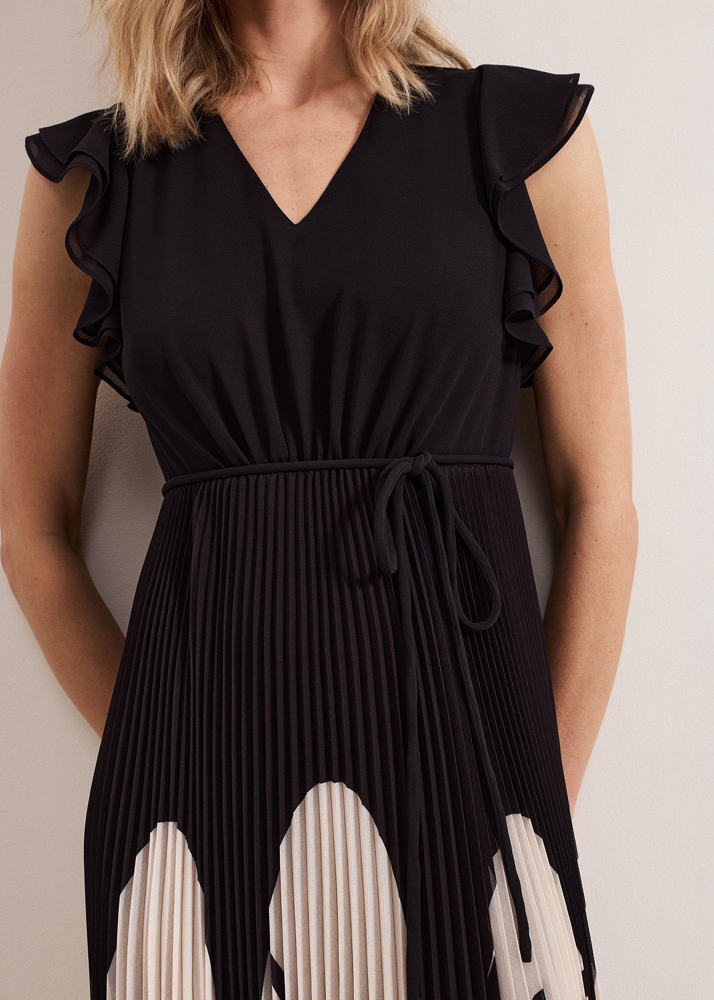 Uma Printed Pleat Maxi Dress