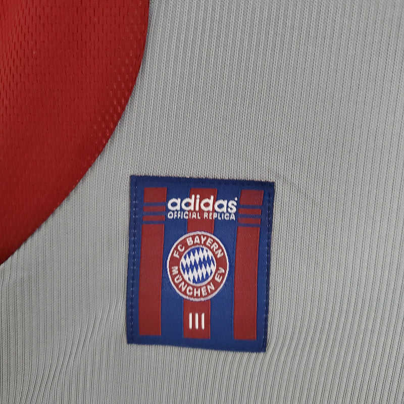 1998-1999 Bayern Munich Home kit