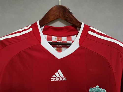 Superior Craftsmanship Football Team Liverpool #2008 Vintage Collec...