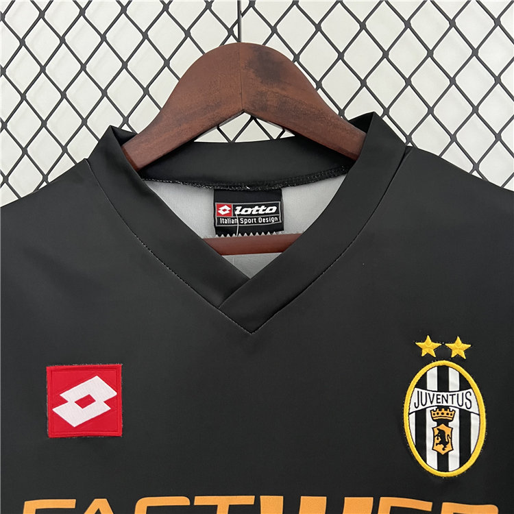 0102 Juventus Retro Soccer Football Shirt - Official Replica 52