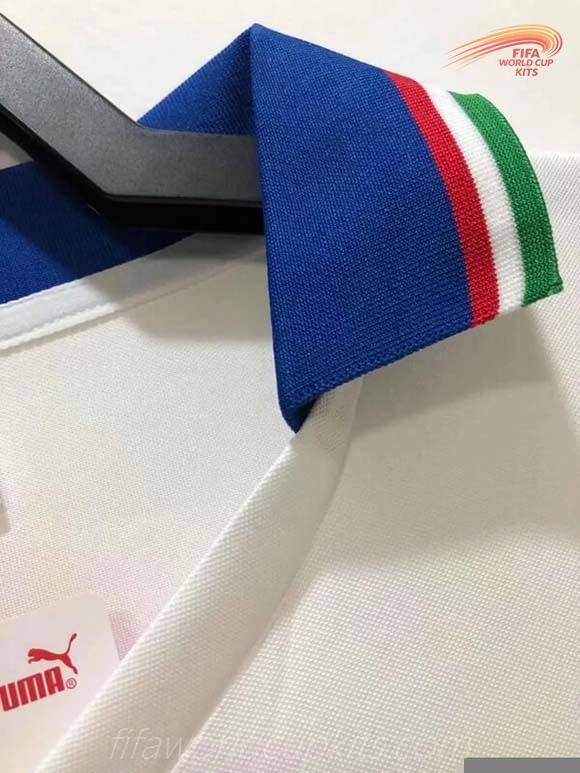 Italy 1982 World Cup Away Football Kit