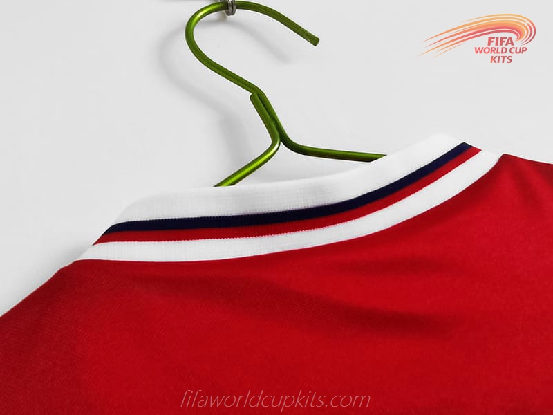 England 1982 year Alternate Soccer Uniform